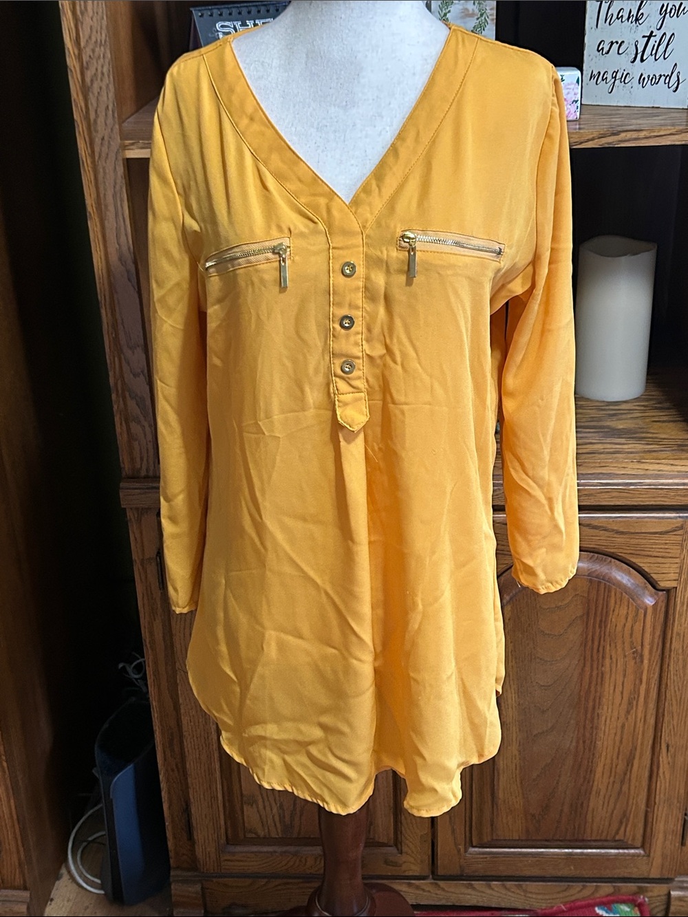 Rue21 Mustard Yellow V-Neck Tunic with Zip Chest Pockets Medium
